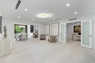 451 NE 119th St, Biscayne Park, FL 33161 - Photo 4