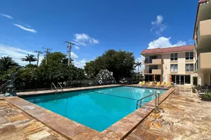 1000 Spanish River Rd, Boca Raton, FL 33432 - Photo 2