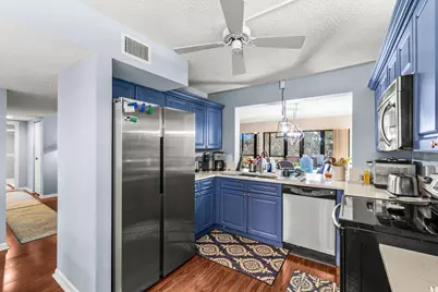5687 Fairway Park Drive, Boynton Beach, FL 33437 - Photo 16