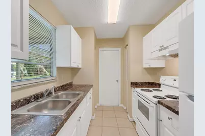 205 SW Voltair Terrace, Port Saint Lucie, FL 34984 - Photo 4