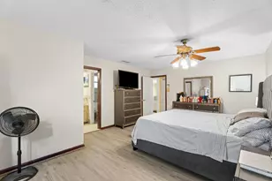 5900 Flatrock Rd, West Palm Beach, FL 33413 - Photo 16