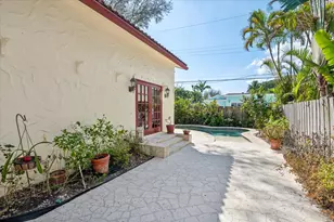 704 SE 8th St, Fort Lauderdale, FL 33316 - Photo 28