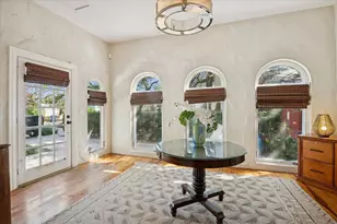 704 SE 8th St, Fort Lauderdale, FL 33316 - Photo 8
