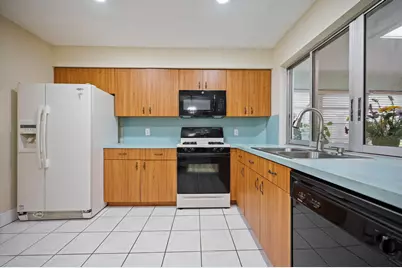 4245 NW 115th Avenue, Sunrise, FL 33323 - Photo 6