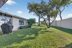 8256 Summerbreeze Ln, Boca Raton, FL 33496 - Photo 34
