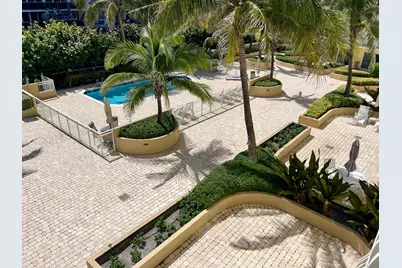 310 S Ocean Boulevard #305, Boca Raton, FL 33432 - Photo 6