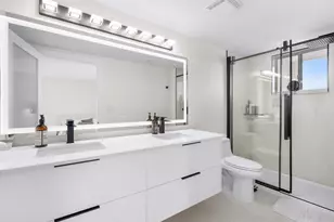 18260 N Bay Rd, Sunny Isles Beach, FL 33160 - Photo 24
