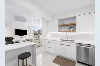 18260 N Bay Road #418, Sunny Isles Beach, FL 33160 - Photo 14