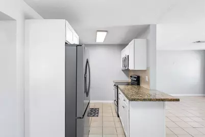 2105 Wellington Road, West Palm Beach, FL 33409 - Photo 12