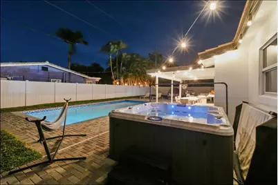 5040 NE 22nd Avenue, Lighthouse Point, FL 33064 - Photo 2