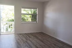 640 SE 2nd Ave, Boynton Beach, FL 33435 - Photo 4