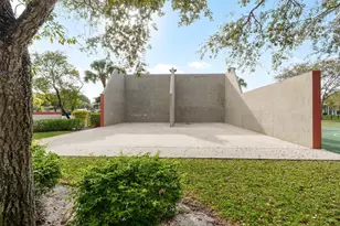 305 Congressional Way, Deerfield Beach, FL 33442 - Photo 26
