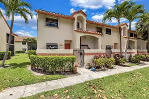 305 Congressional Way, Deerfield Beach, FL 33442 - Photo 1