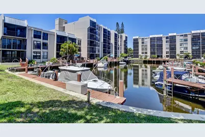 4 Royal Palm Way #308, Boca Raton, FL 33432 - Photo 2