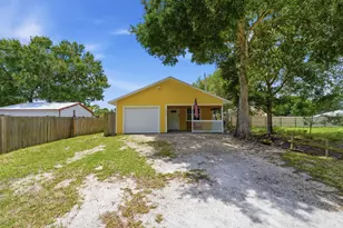 1845 SW 13th Pl Pl SW, Vero Beach, FL 32962 - Photo 1