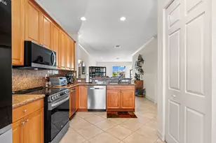 2720 NE 15th St, Fort Lauderdale, FL 33304 - Photo 12