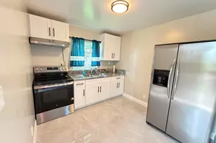 1127 Avenue E, Fort Pierce, FL 34950 - Photo 10