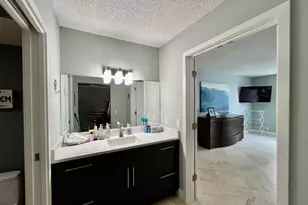 5440 N Ocean Dr, Singer Island, FL 33404 - Photo 32