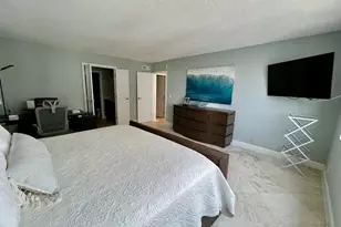 5440 N Ocean Dr, Singer Island, FL 33404 - Photo 28