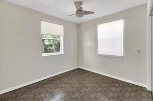 261 NE 42nd St, Deerfield Beach, FL 33064 - Photo 14