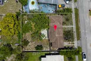 261 NE 42nd St, Deerfield Beach, FL 33064 - Photo 2