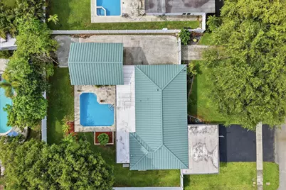 660 Azalea Court, Plantation, FL 33317 - Photo 28