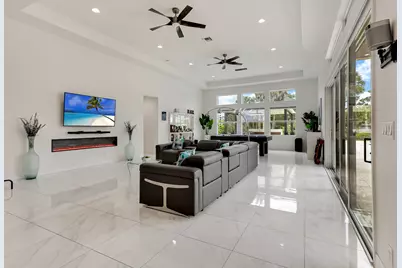 142 Brynhurst Court, West Palm Beach, FL 33413 - Photo 14