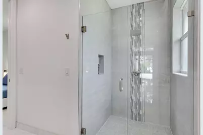 142 Brynhurst Court, West Palm Beach, FL 33413 - Photo 16