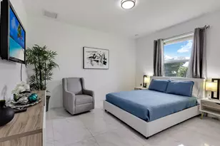 142 Brynhurst Ct, West Palm Beach, FL 33413 - Photo 18