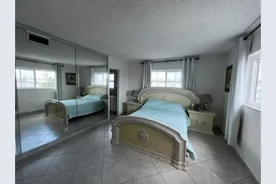 1001 NE 14th Avenue #701, Hallandale Beach, FL 33009 - Photo 30