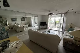 1001 NE 14th Ave, Hallandale Beach, FL 33009 - Photo 8