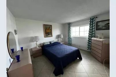 1001 NE 14th Avenue #701, Hallandale Beach, FL 33009 - Photo 34