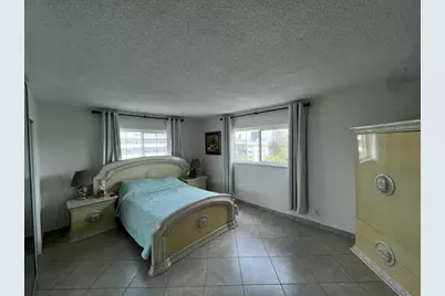 1001 NE 14th Avenue #701, Hallandale Beach, FL 33009 - Photo 24