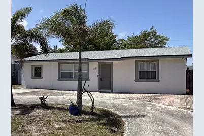 641 SW 14th Court, Deerfield Beach, FL 33441 - Photo 2
