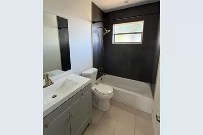 641 SW 14th Court, Deerfield Beach, FL 33441 - Photo 10