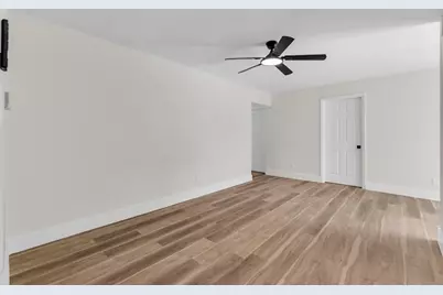 3905 E Woodscape Drive, Miramar, FL 33023 - Photo 34