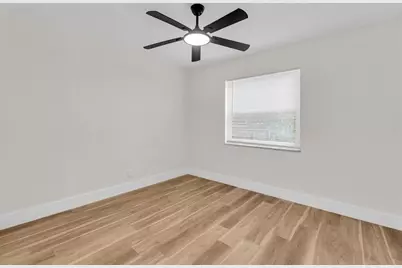 3905 E Woodscape Drive, Miramar, FL 33023 - Photo 18
