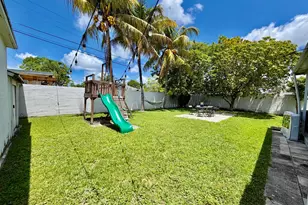 114 SW 57th Ct, Miami, FL 33144 - Photo 24