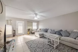 1902 Bermuda Cir, Coconut Creek, FL 33066 - Photo 4