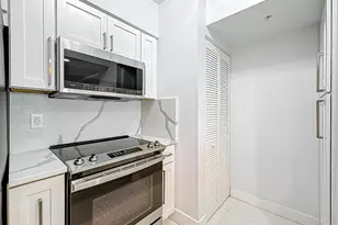 347 N New River Dr Dr E, Fort Lauderdale, FL 33301 - Photo 12