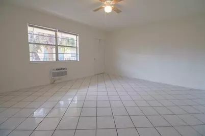 2537 Lincoln Street #14, Hollywood, FL 33020 - Photo 4
