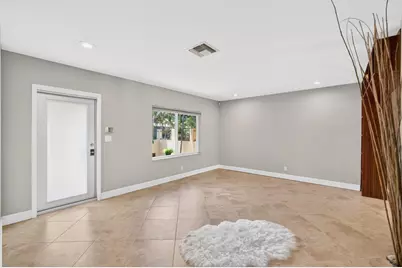 1426 NE 17th Avenue, Fort Lauderdale, FL 33304 - Photo 8