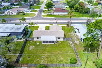 765 SE Floresta Drive, Port Saint Lucie, FL 34983 - Photo 6