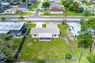 765 SE Floresta Dr, Port Saint Lucie, FL 34983 - Photo 6