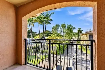 330 SW 2nd Avenue #14, Hallandale Beach, FL 33009 - Photo 26