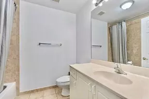 330 SW 2nd Ave, Hallandale Beach, FL 33009 - Photo 30