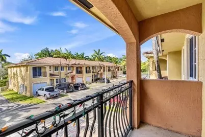 330 SW 2nd Avenue #14, Hallandale Beach, FL 33009 - Photo 24