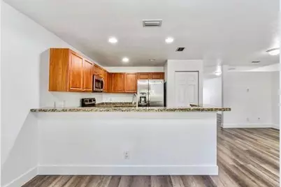 330 SW 2nd Avenue #14, Hallandale Beach, FL 33009 - Photo 14
