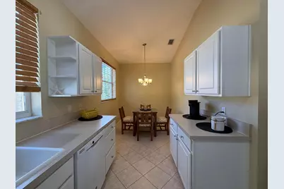 8408 Mulligan Circle, Port Saint Lucie, FL 34986 - Photo 6