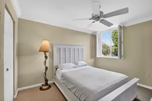104 Half Moon Cir, Hypoluxo, FL 33462 - Photo 28